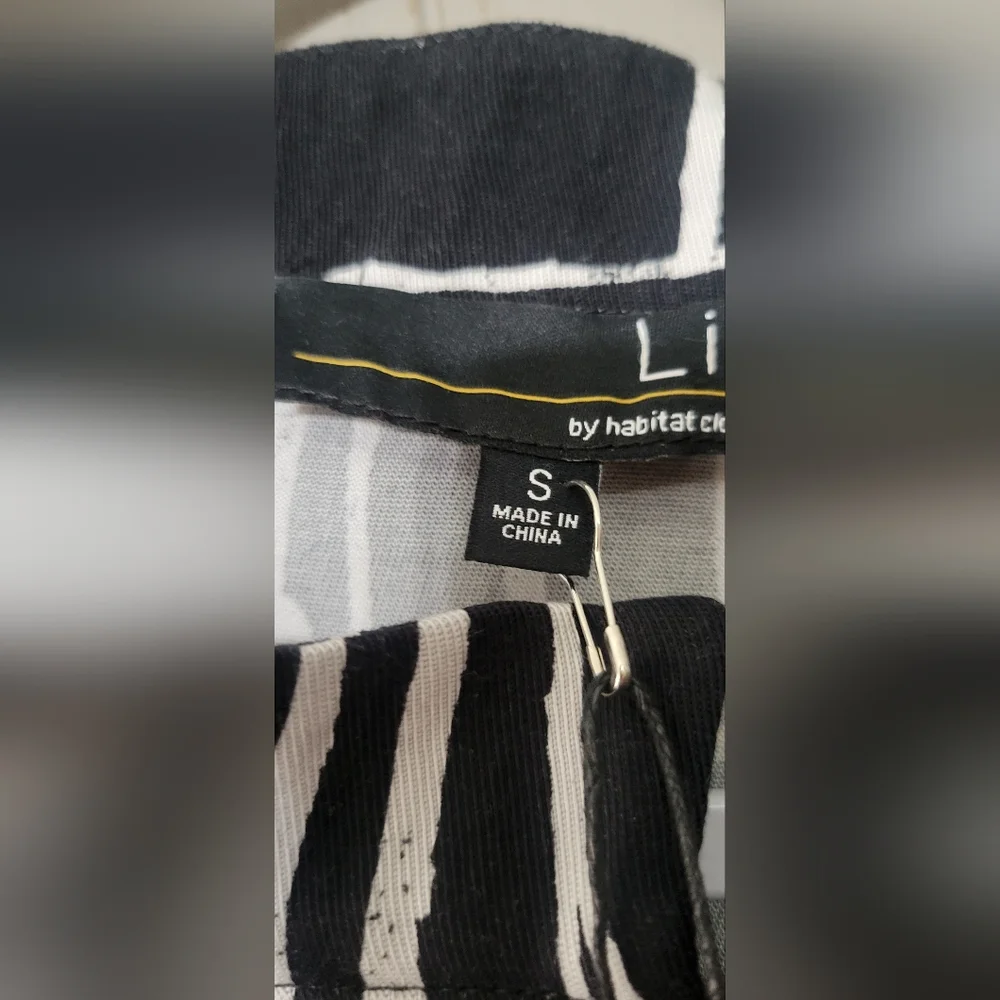 Liv By Habitat Print Modern Jacket Small NWOT